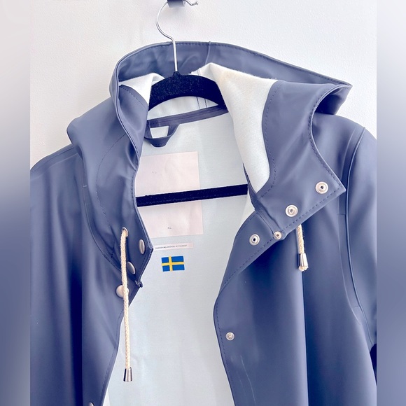 Rain jacket from Swedish brand Stutterheim - Picture 1 of 4